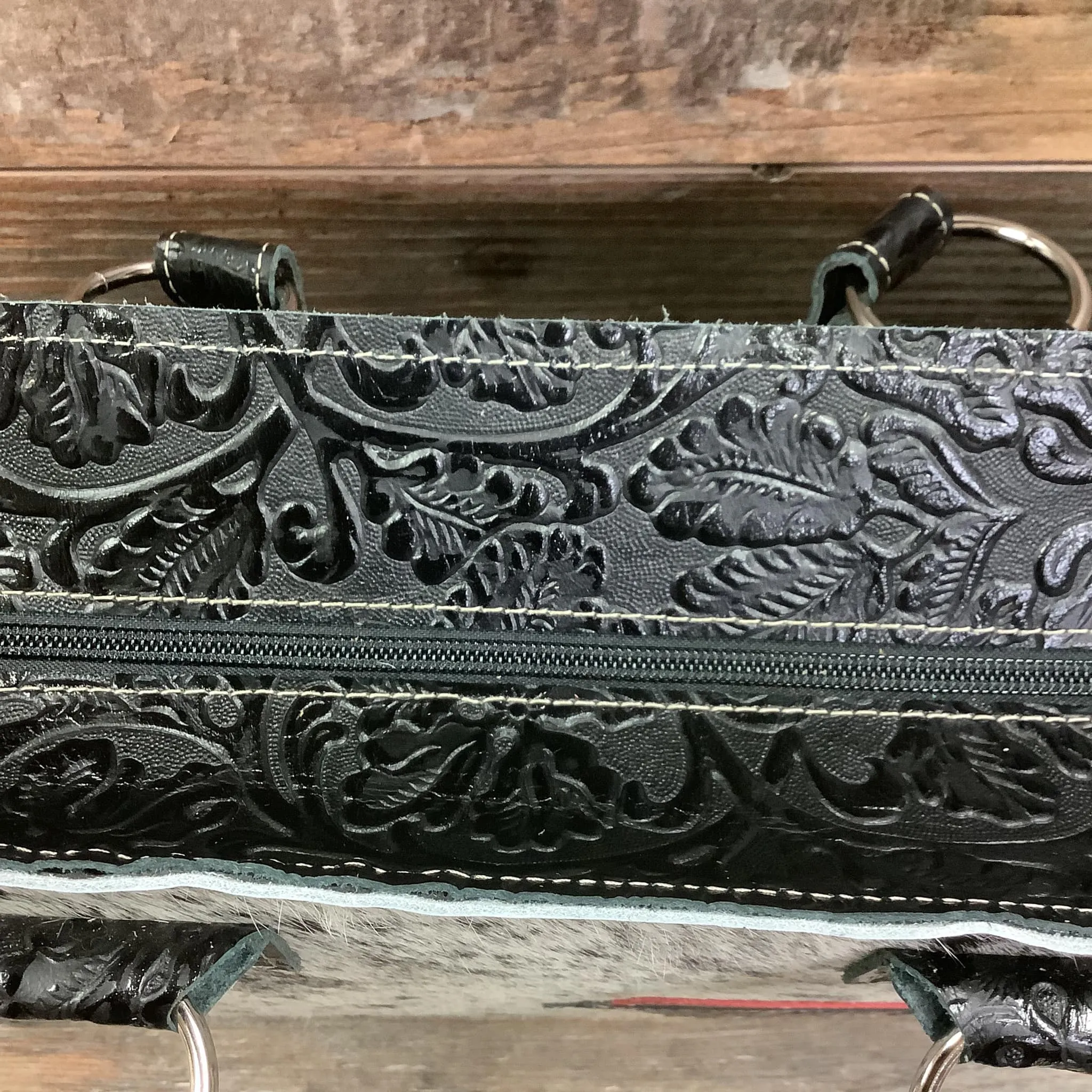 Get Outta Town Hybrid Tote - #32269