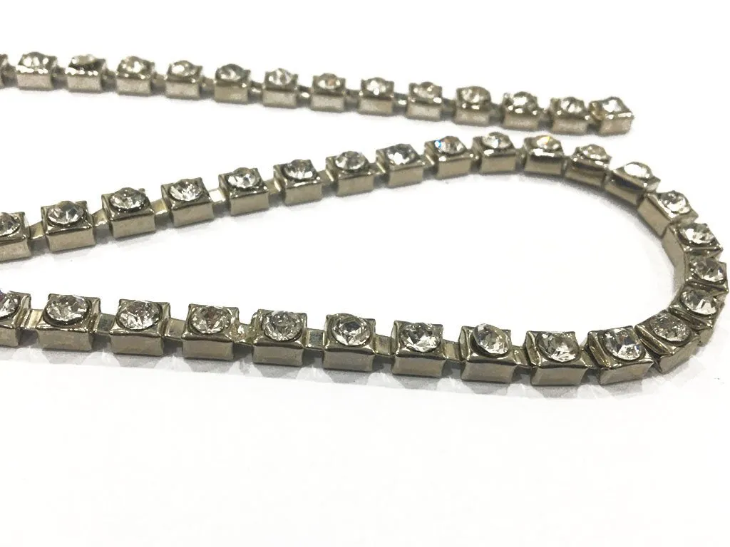Silver Cubical Metal Chains (With Crystal- 8 mm) (Wholesale)