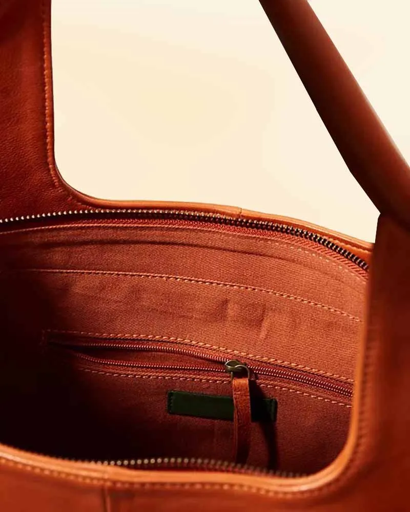 The Pricy Circle Leather Tote Bag