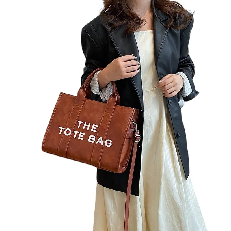 The Tote Bag Faux Leather Brown